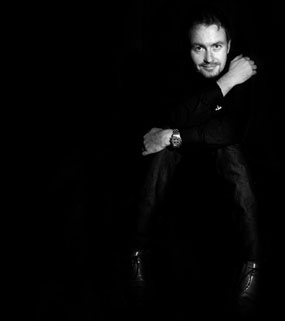 Wedding photographer in Liverpool, Cheshire and Manchester bio picture