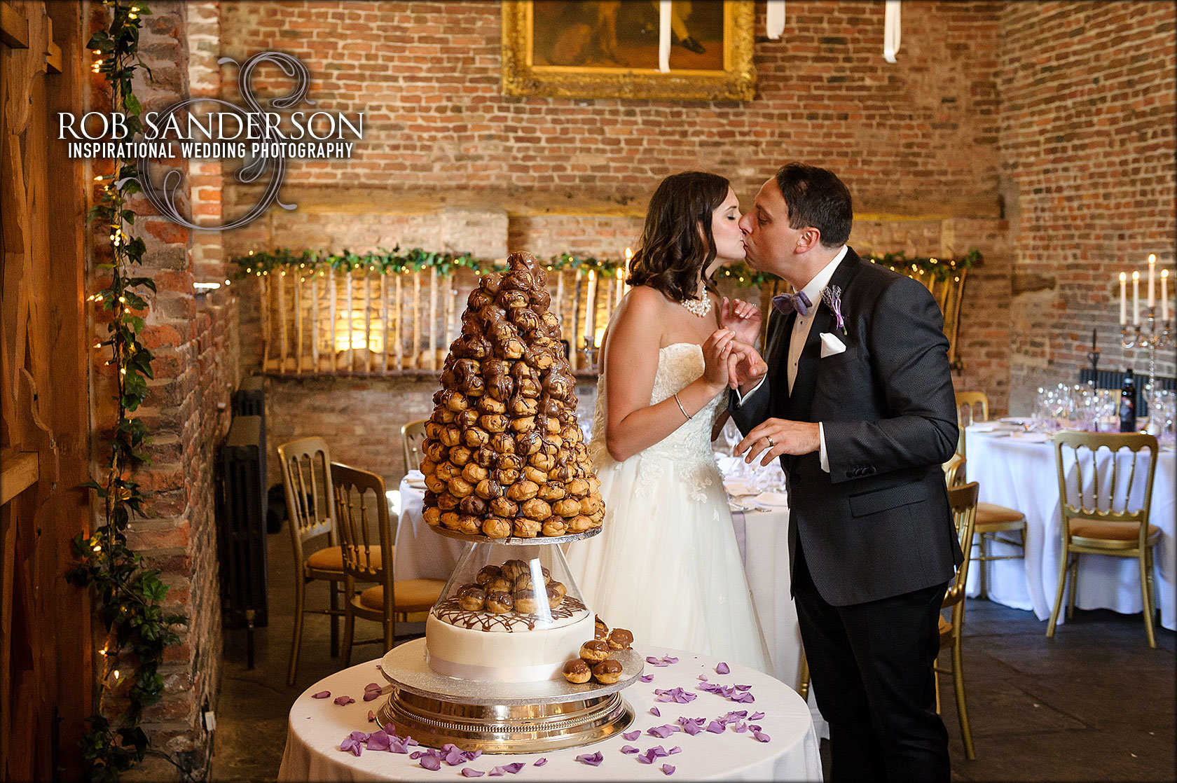 Meols hall wedding cake